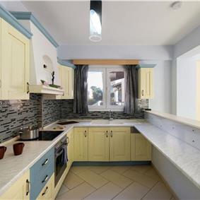 7 bedroom seaside villa with pool, Kassiopi, sleeps 13